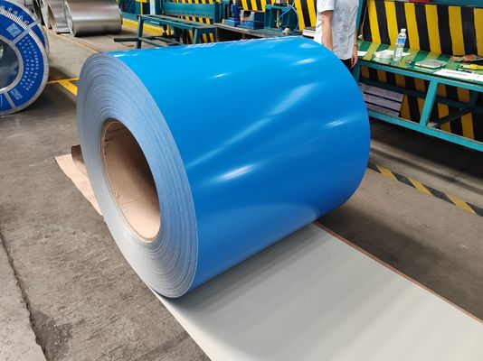 kaufen Vorgefärbte PPGI-Stahlspule mit Zinkbeschichtung von 30 ‰ 275 g/m2 und Breite von 700 ‰ 1250 mm für Dach- und Geräteplatten online manufacture