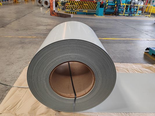 kaufen 700×1250mm vorgefärbte Stahlspule mit RAL-Farbsystem und 10×25μm Oberbeschichtung für Bau- und Geräteanwendungen online manufacture