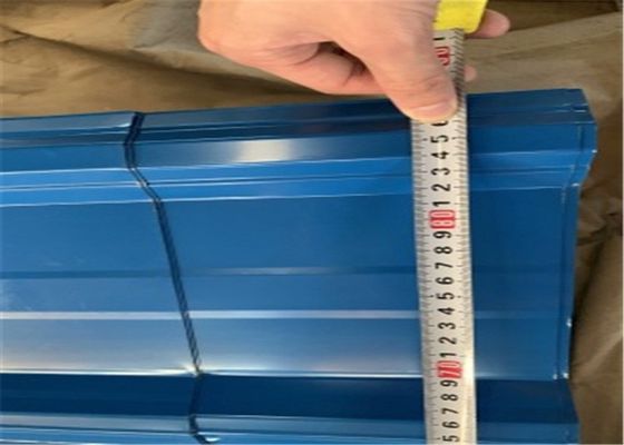 kaufen 76mm 17mm runzelte vor gemaltes gewölbtes Deckungs-Blatt Metallwände online manufacture